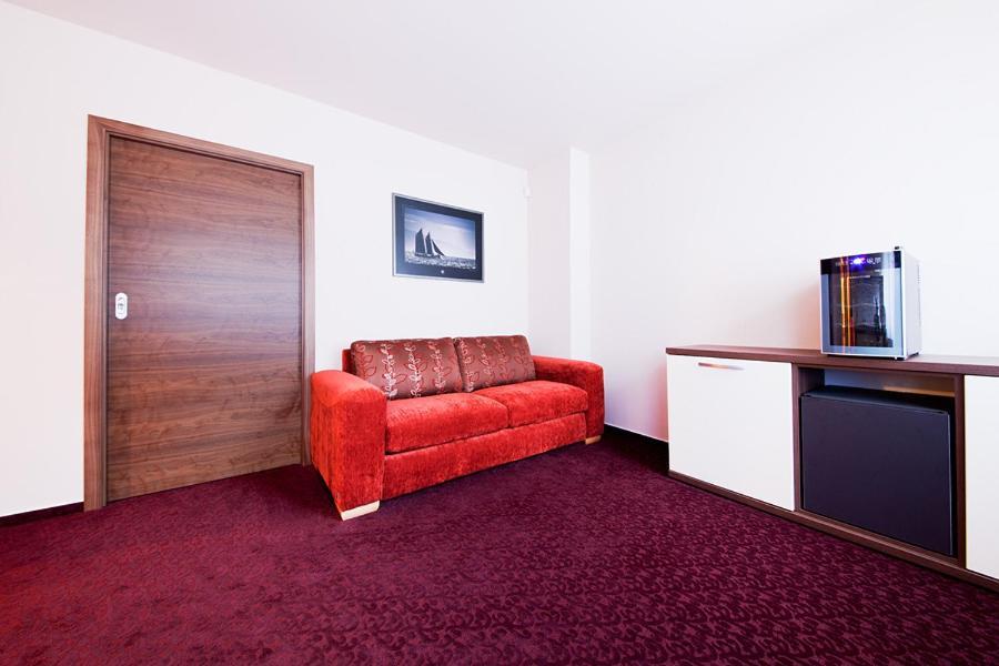 Cerna Louze Hotel Branžež Szoba fotó